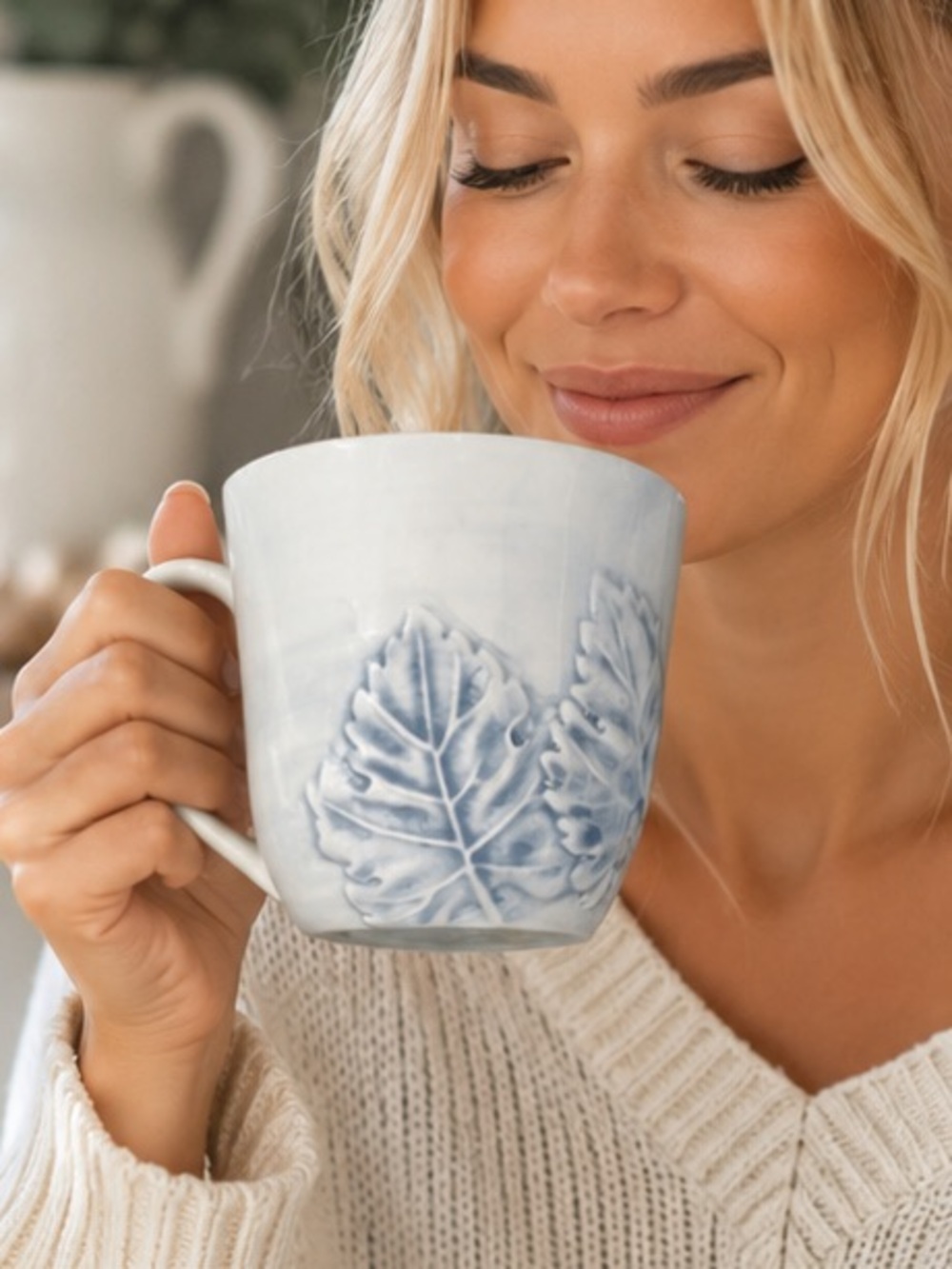 Williams Sonoma Napa Fog Blue Embossed Leaf Stoneware Mugs – Set of 2 – Made in